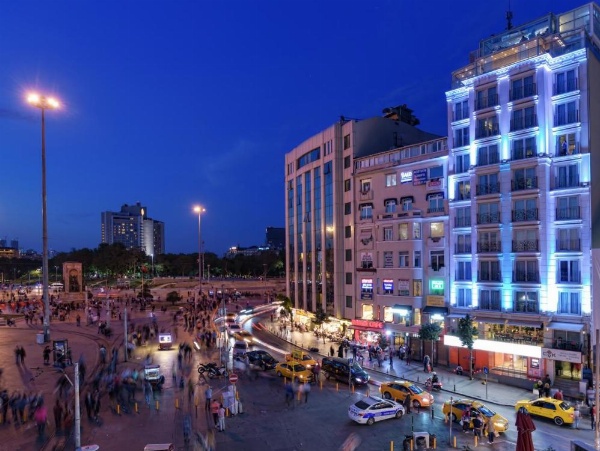 CVK Taksim Hotel Istanbul image 7